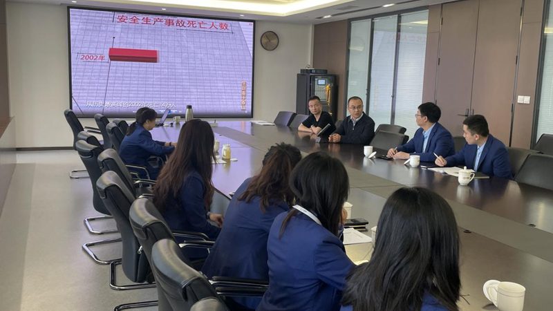 女生适合的技能培训机构：如何选择合适的职业路径