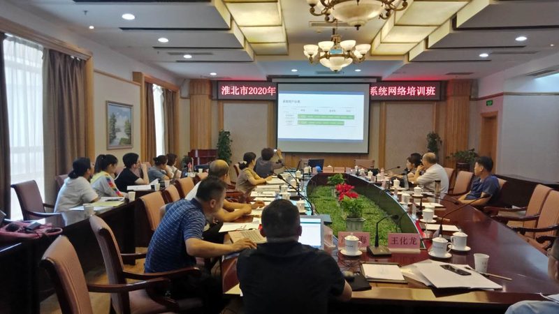 线上与线下考研培训费用解析：背后的逻辑与选择